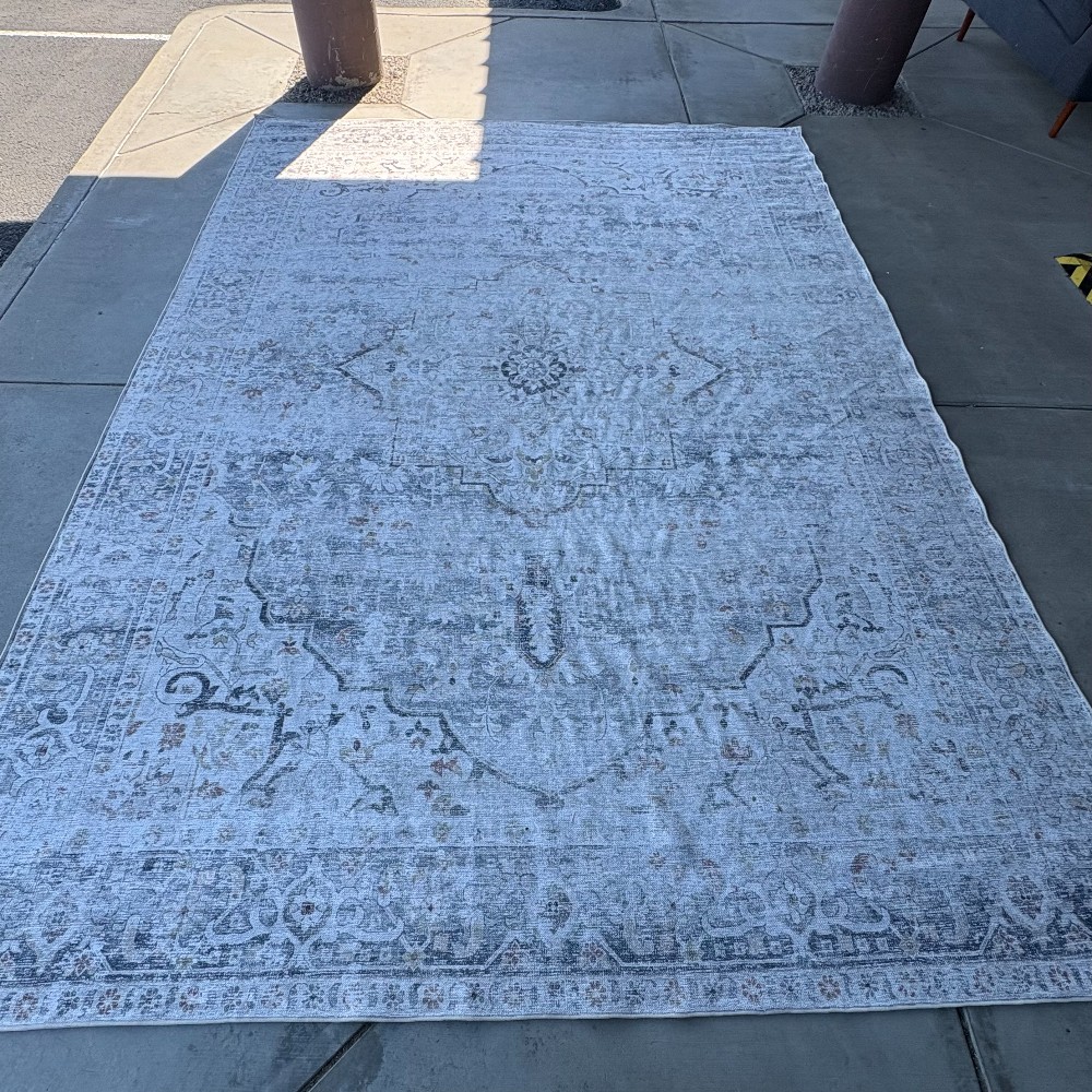 Rug