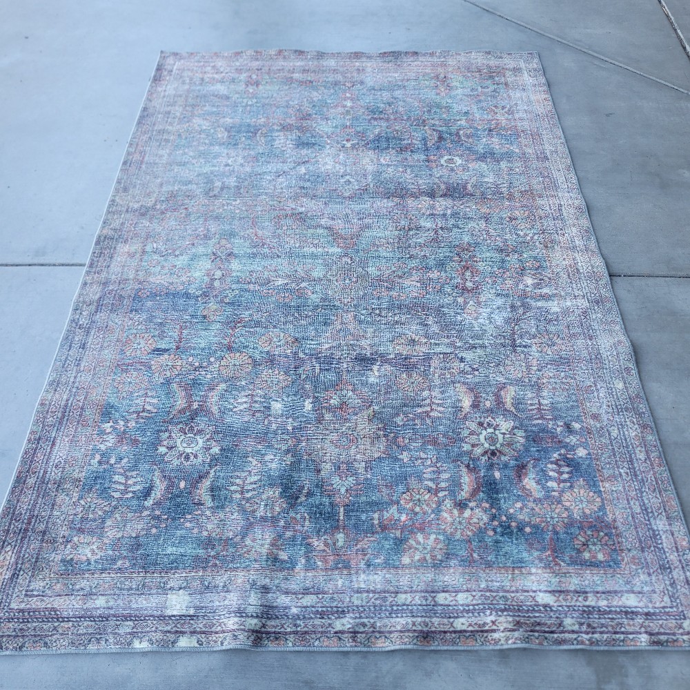 Rug