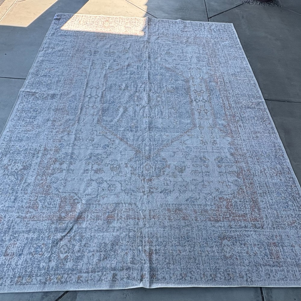 Rug