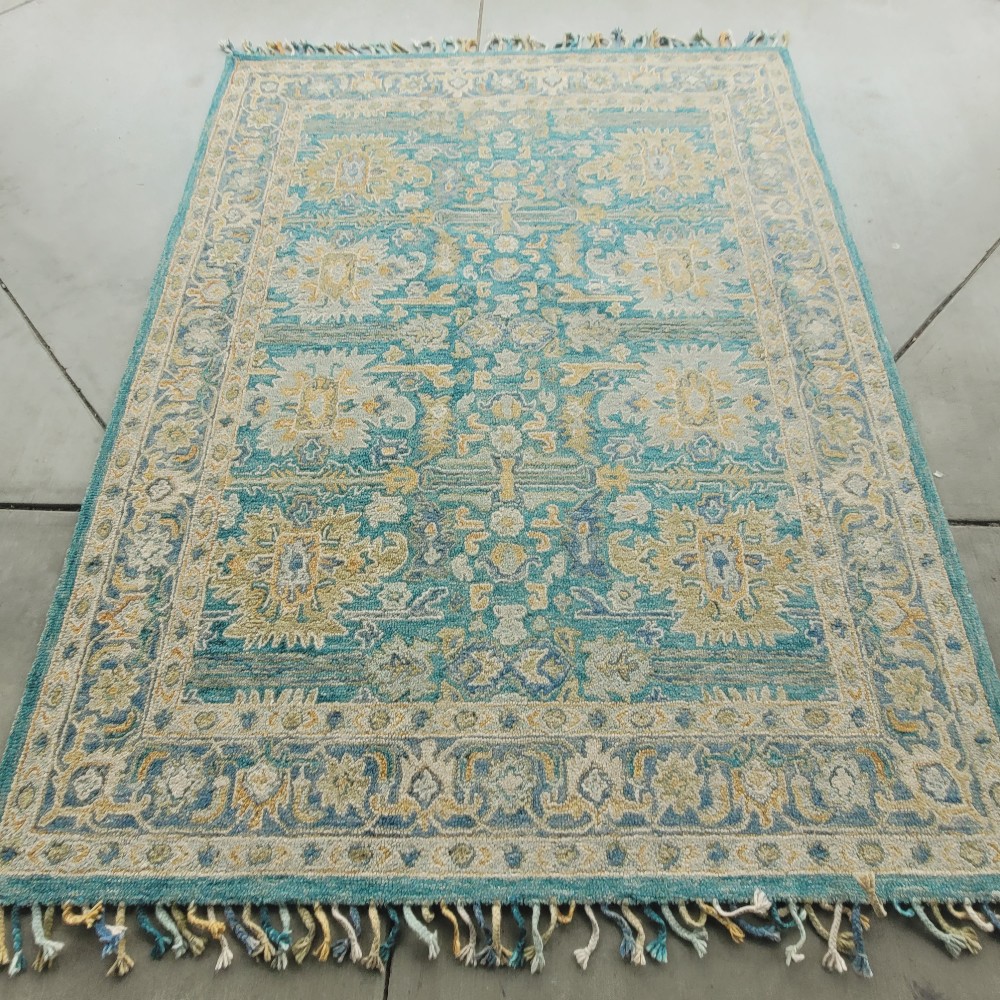Rug