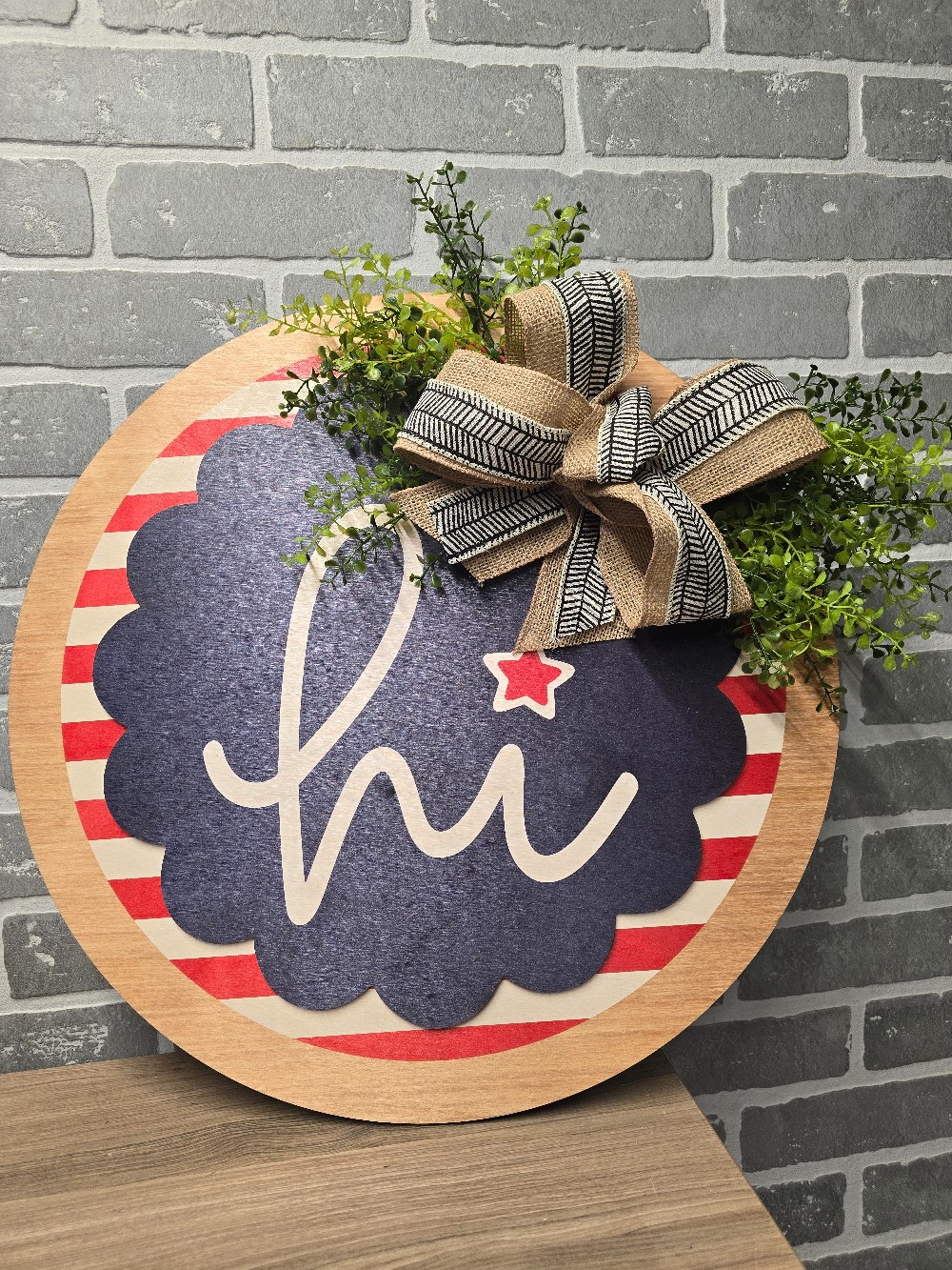 Patriotic Scalloped Hi Door Sign w/bow and greenery