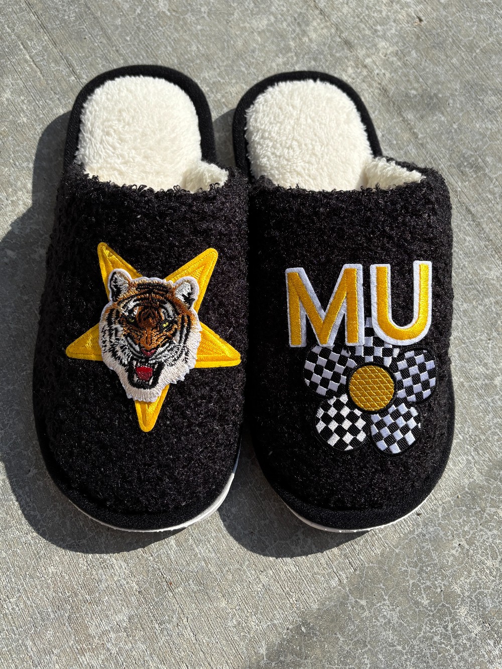MU Slippers