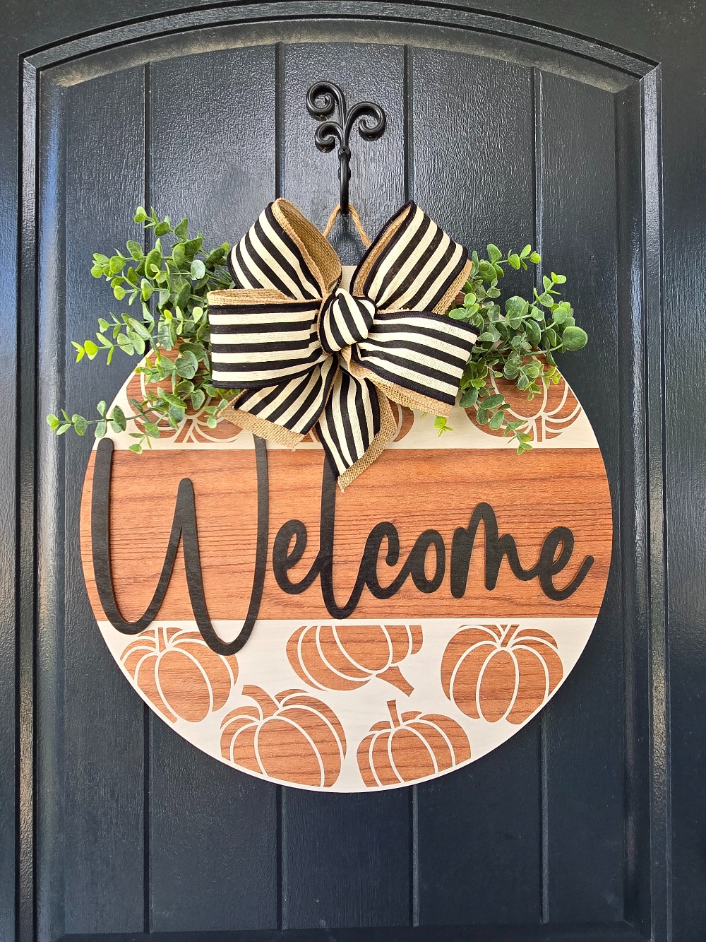 Pumpkin Cut Out Welcome Door Hanger w/bow
