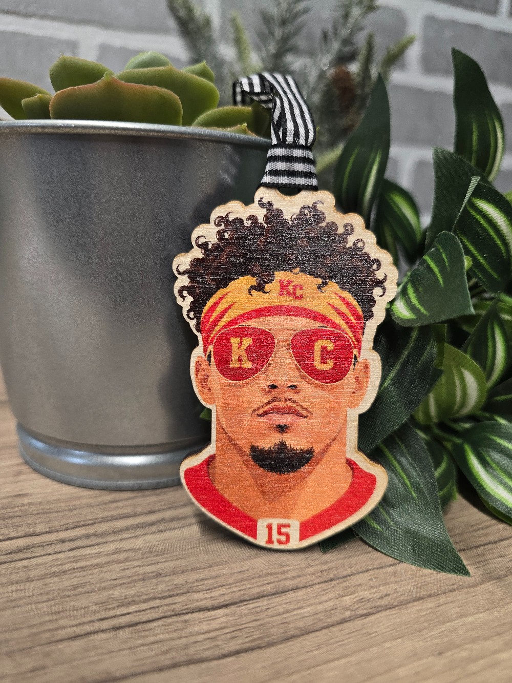 #15 Mahomes Head 2026 Ornament