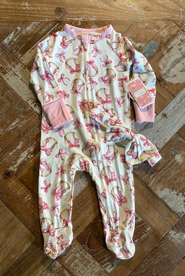 Between baby 6 mo pink baseball MiaLouKC