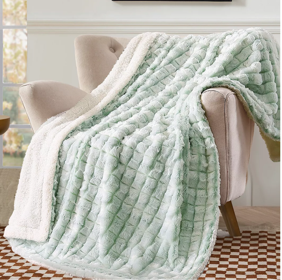 Blanket (Green) - Winter Square