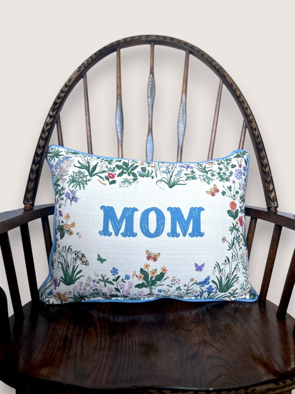 Mom Throw Pillow