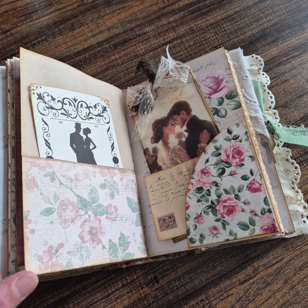 Bridgerton Theme Journal