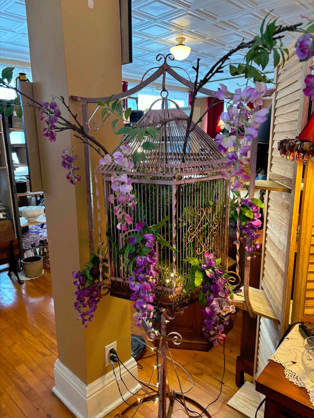 Victorian bird cage on stand 66