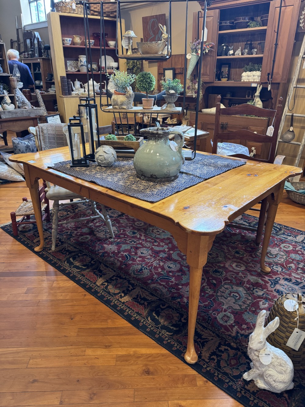 Ethan Allen Pine Dining Table, Slipper Feet