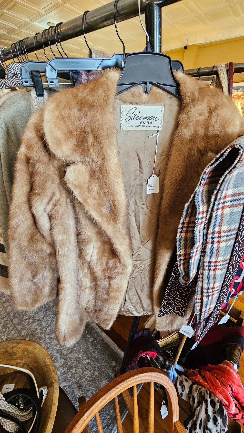 Genuine Vintage MINK Silverman Furs Newport New, VA