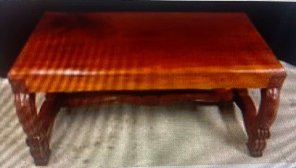 Asian Tea Table w/Carved Legs  35