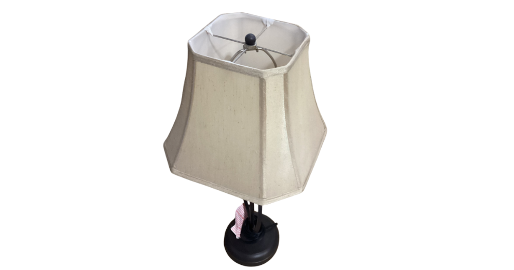 Table lamp