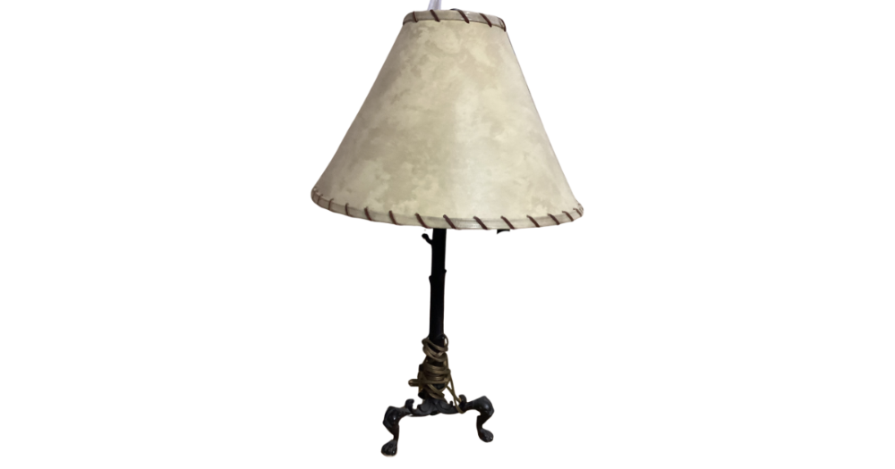 Rustic table lamp