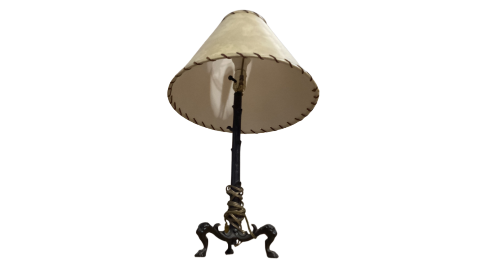 Rustic table lamp
