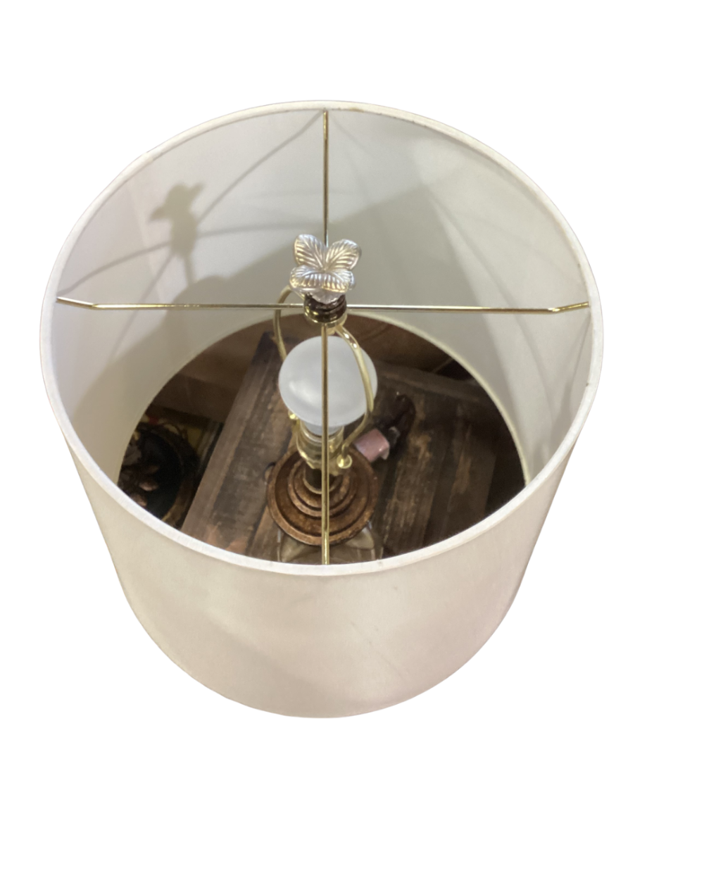 Traditional table lamp