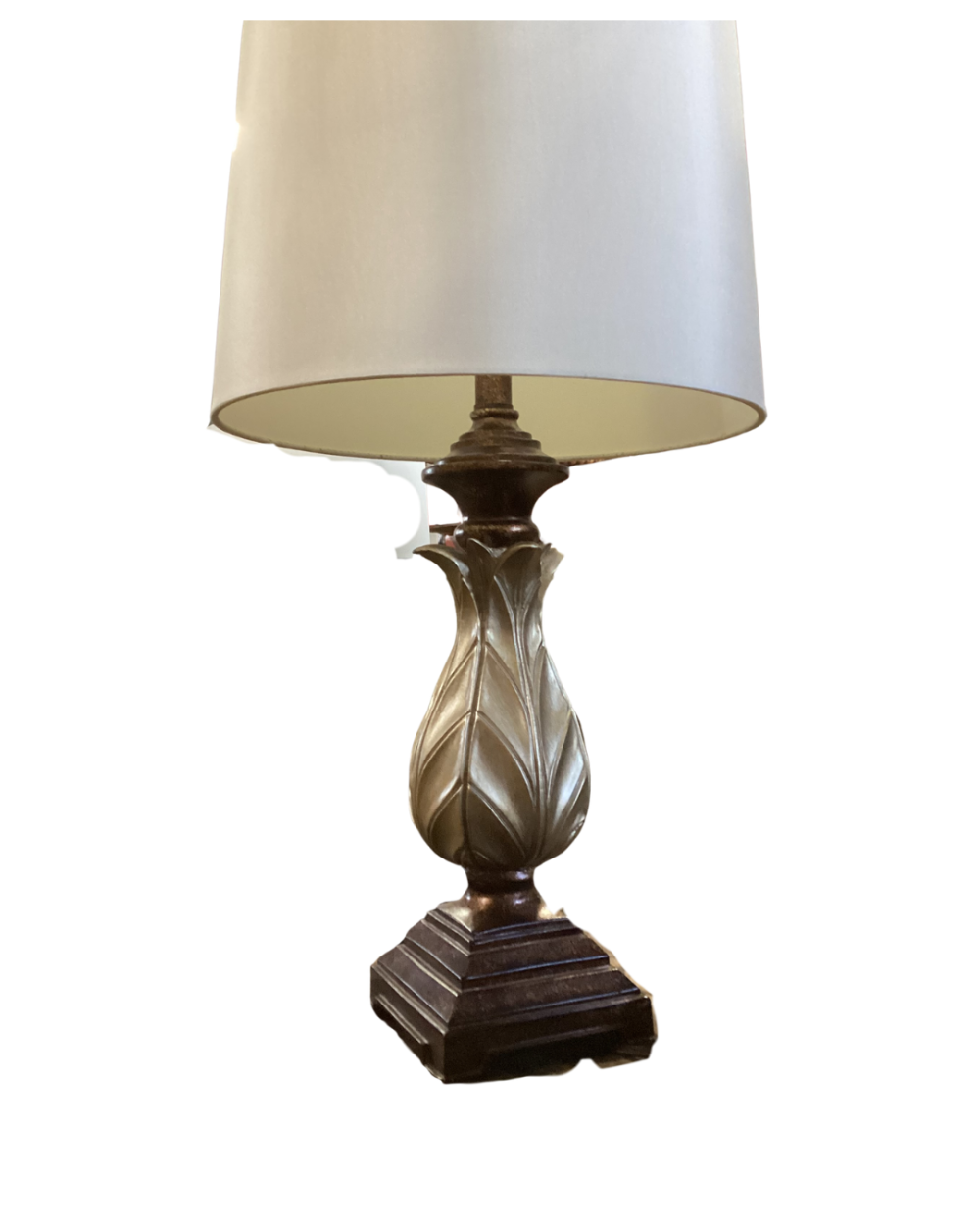 Traditional table lamp