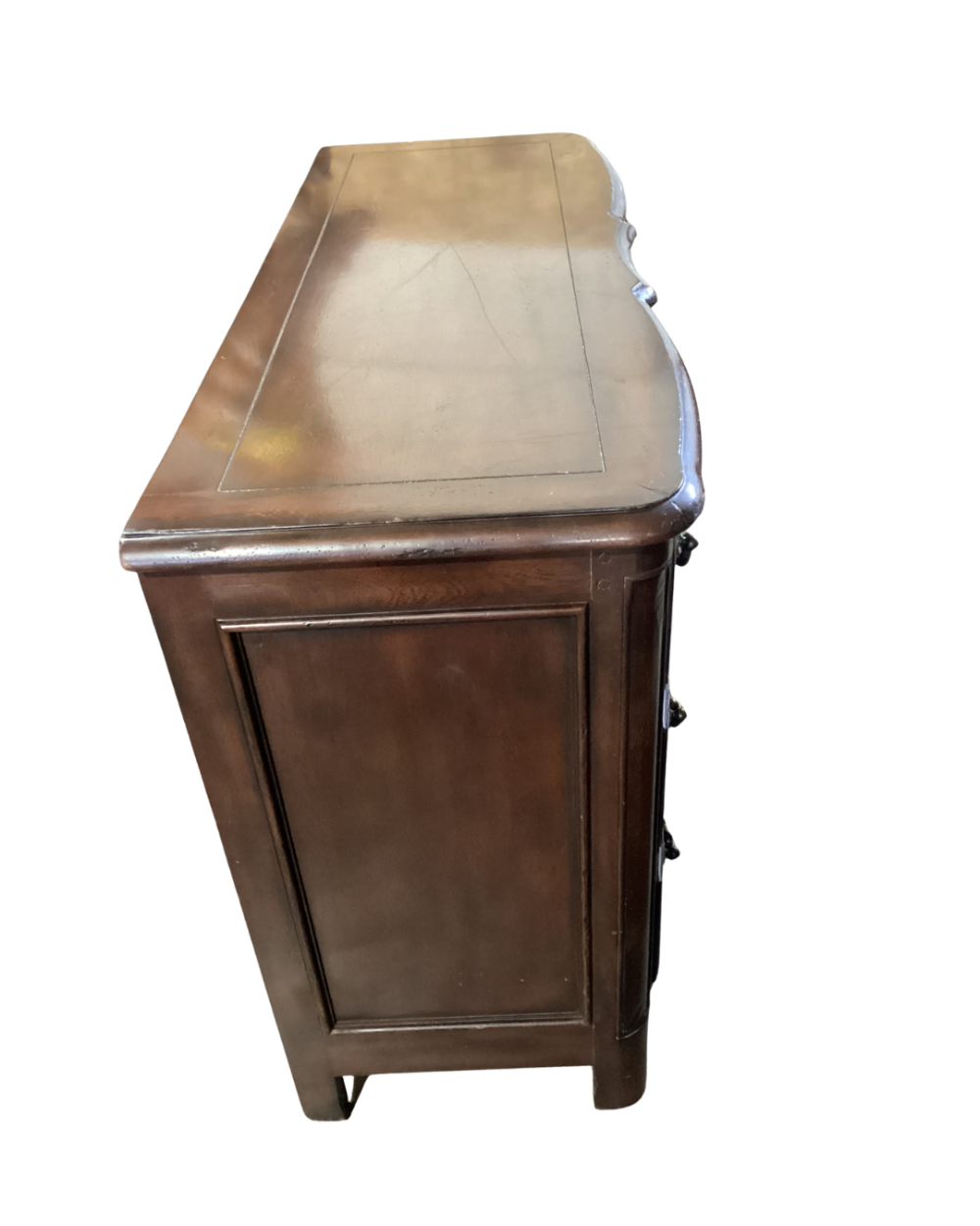 French Louis XV style chest of drawers