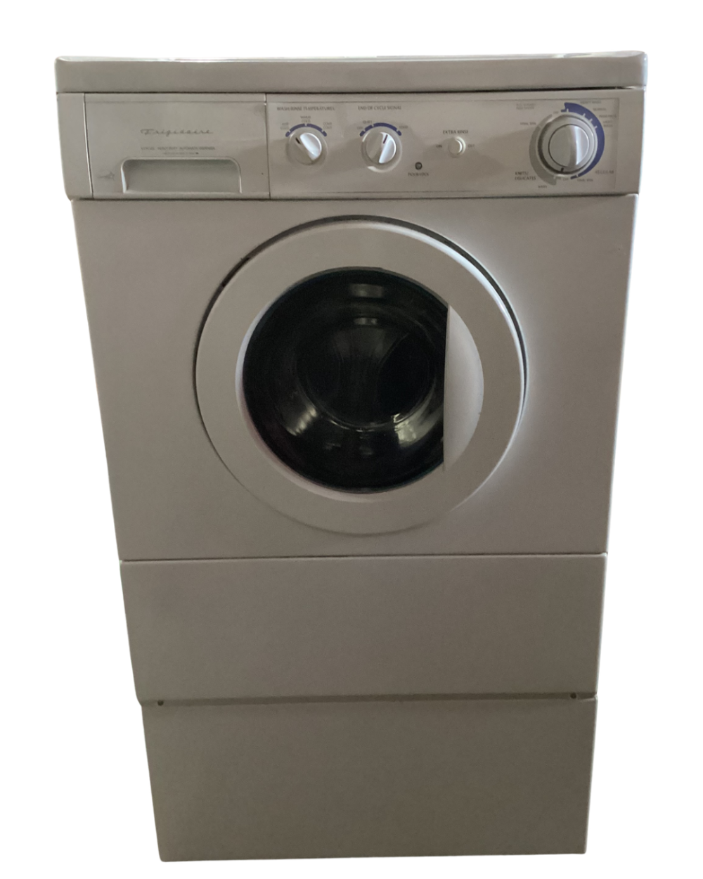 Frigidaire 27 inch front-load washing machine