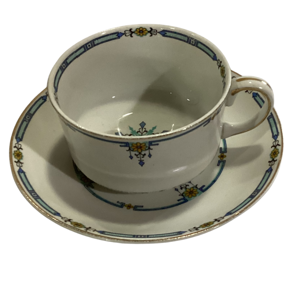 Fairhaven flat Cup y Saucer set  by Alfred Meakin