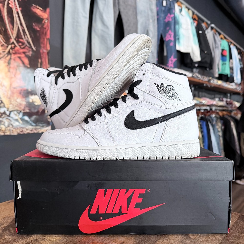 Jordan 1 Retro Yin Yang - Size 10