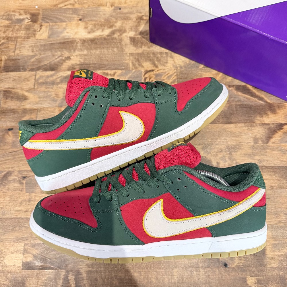 Nike SB Dunk Low Seattle Supersonics - Size 11.5