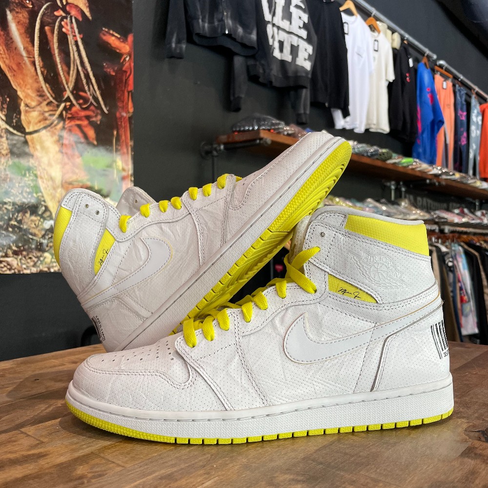Jordan 1 Retro HIgh First Class Flight (No Box) - Size 11