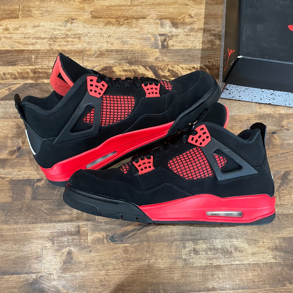Jordan 4 Retro Red Thunder - Size 12