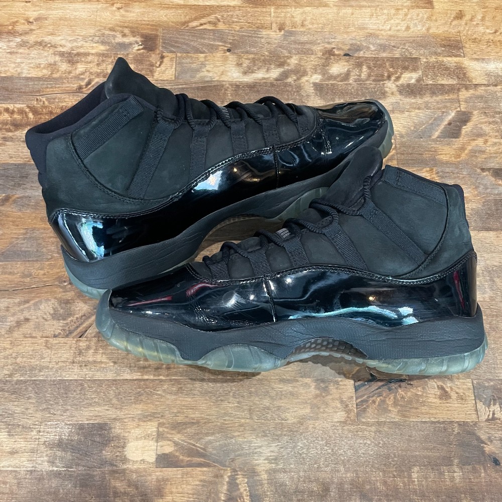 Jordan 11 Retro Cap & Gown (No Box) - Size 12