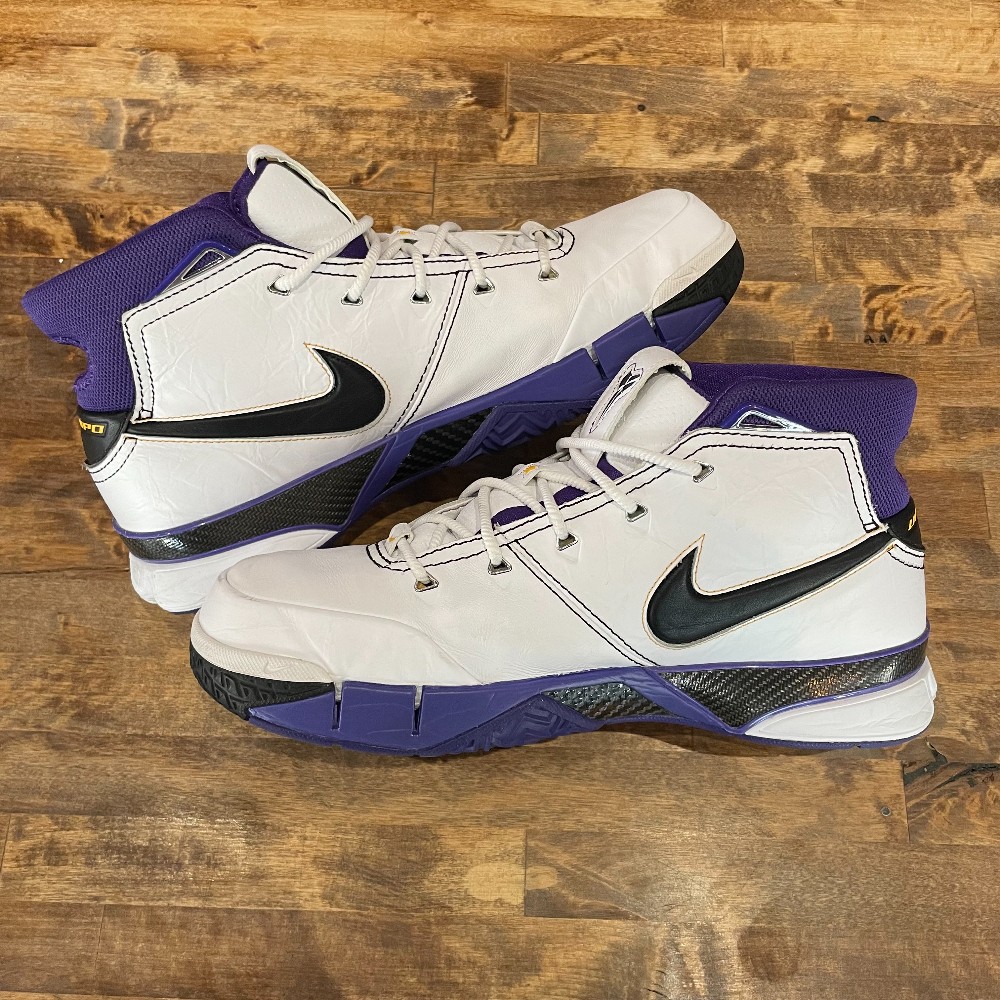 Nike Zoom Kobe 1 Protro 81 Points (NO BOX) - Size 11.5