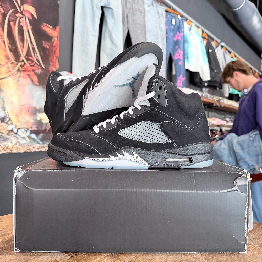Jordan 5 Black Metallic Reimagined - Size 11.5