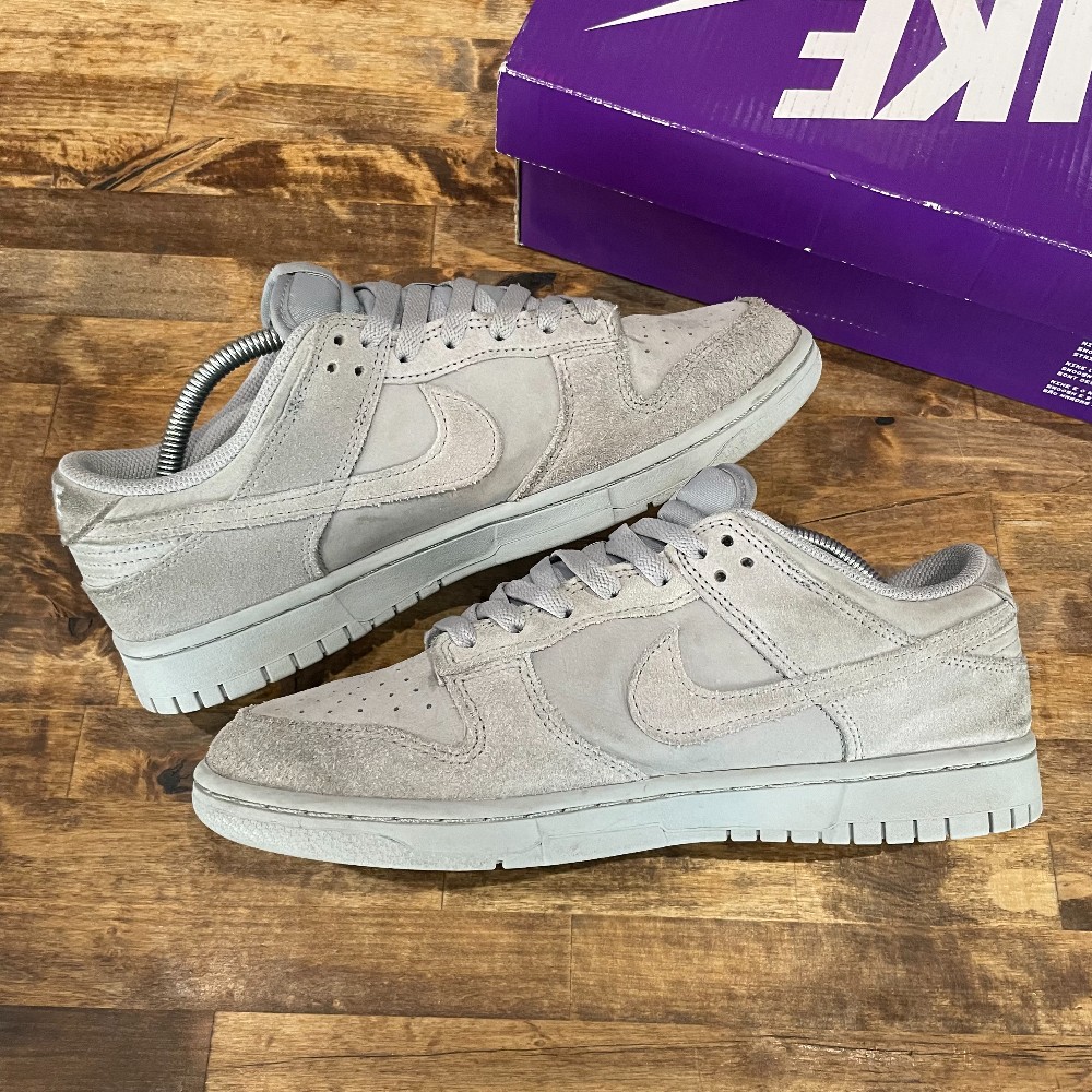 Dunk Low SE Wolf Grey (Replacement Box) - Size 9.5