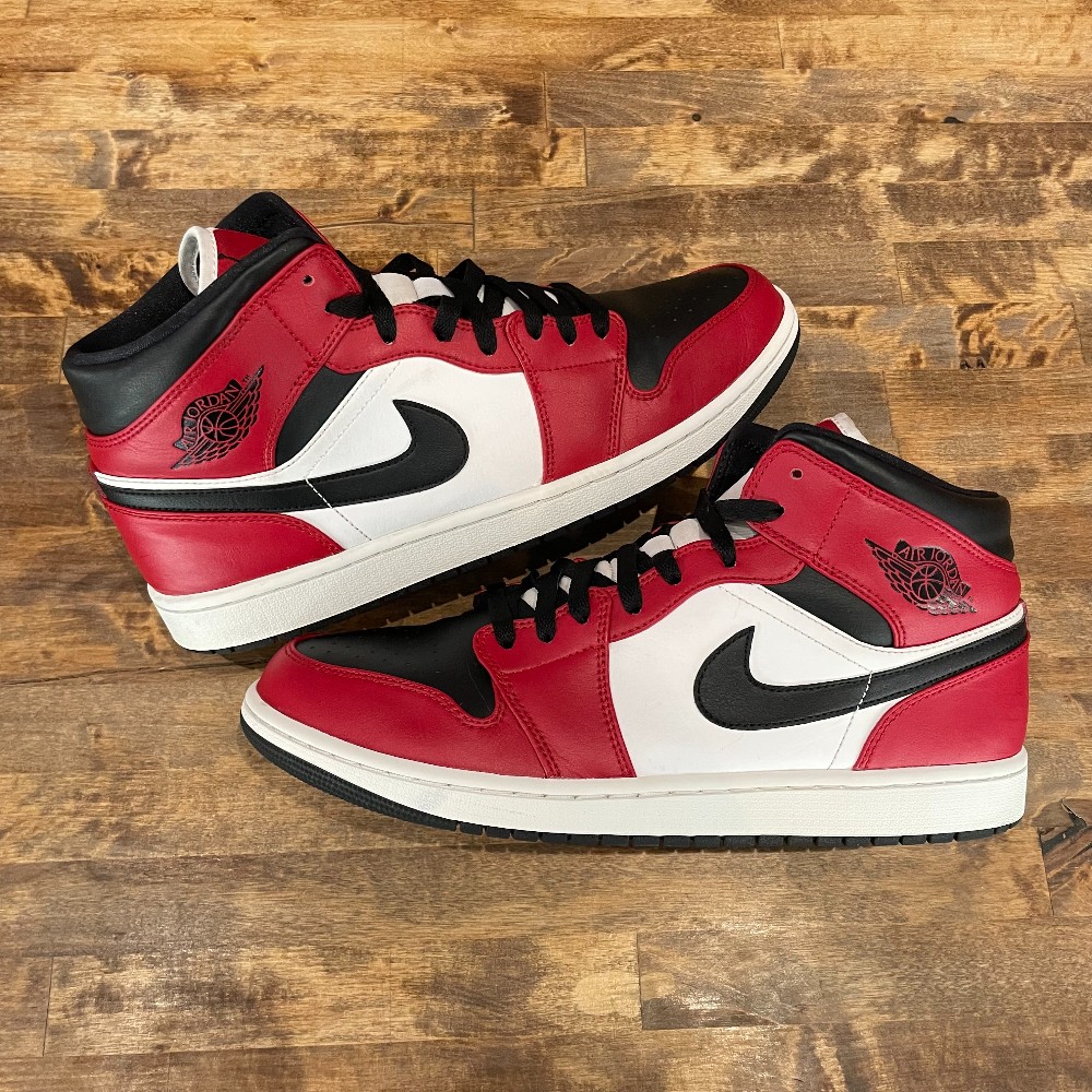 Jordan 1 Mid Chicago Toe (No Box) - Size 11.5