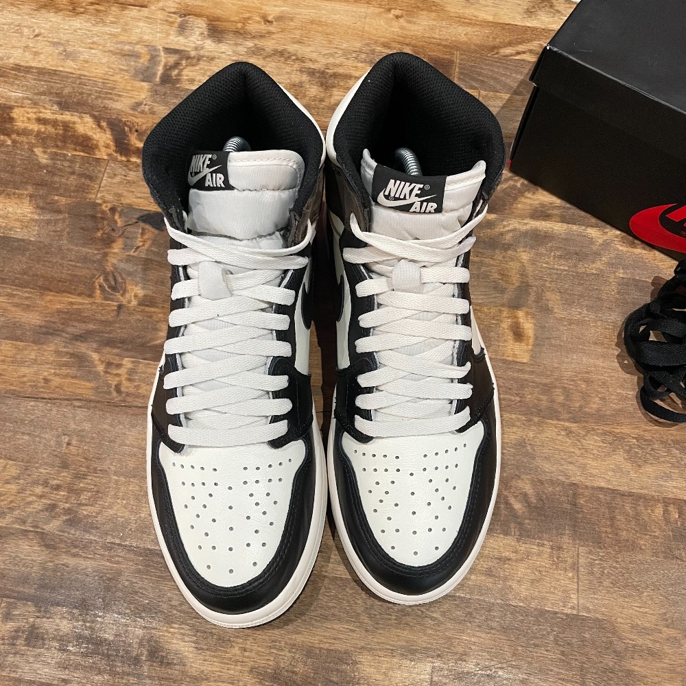 Jordan 1 Retro High Dark Mocha - Size 8.5