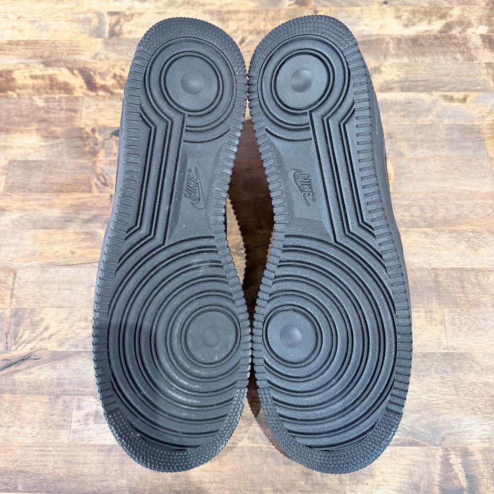 Supreme x Nike Air Force 1 Low Black - Size 13