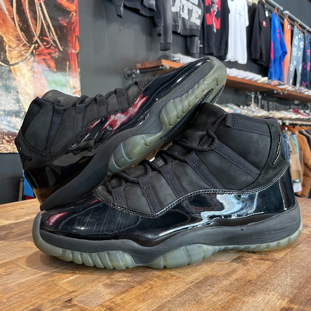 Jordan 11 Retro Cap & Gown (No Box) - Size 12