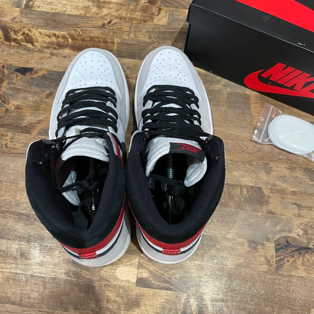 Jordan 1 Retro High Light Smoke Grey - Size 12