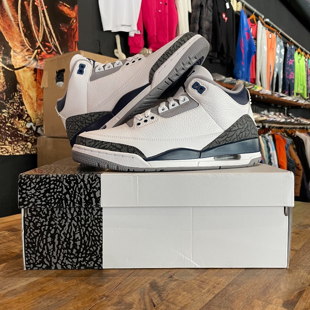 Jordan 3 Retro Midnight Navy - Size 8.5