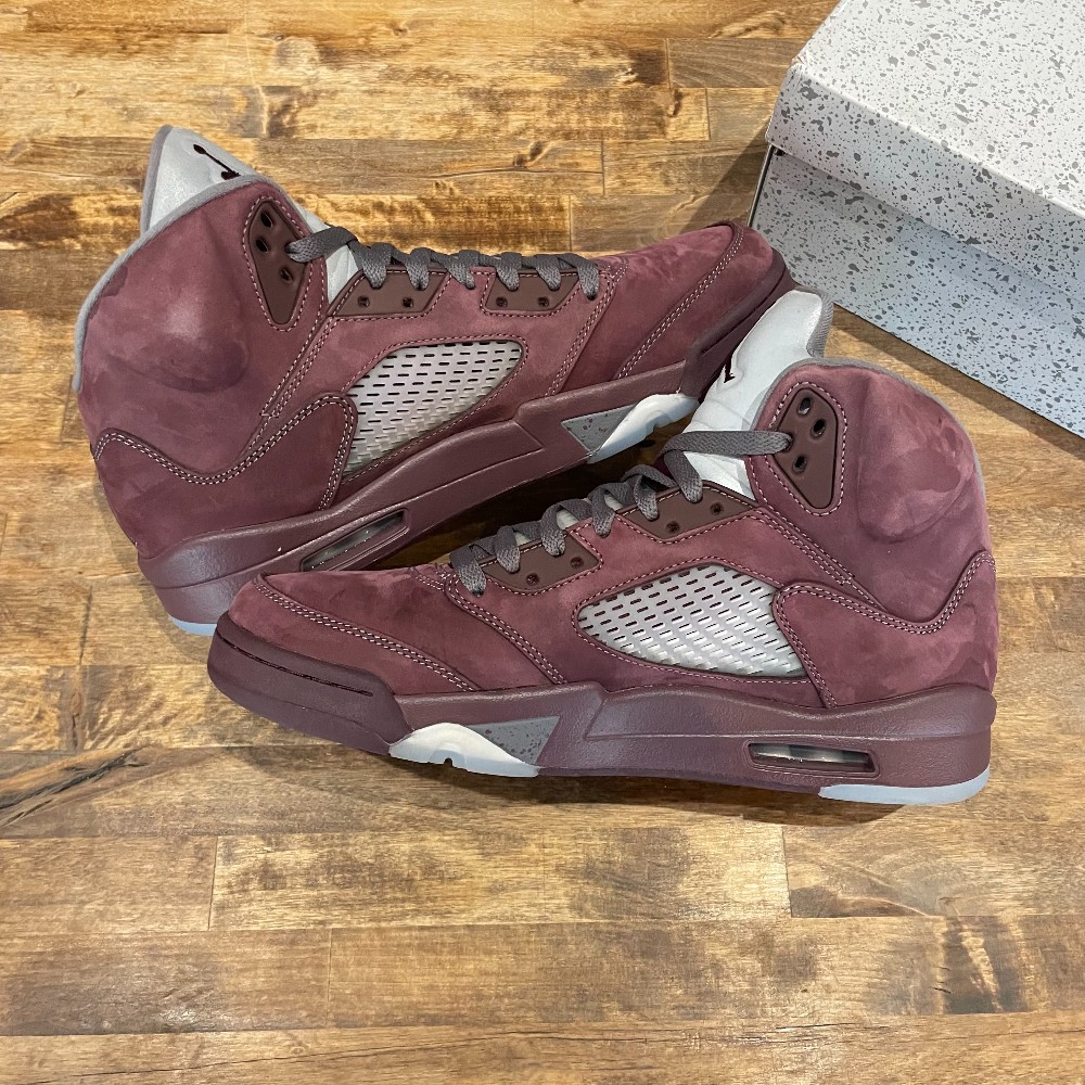 Jordan 5 Retro Burgundy - Size 10.5