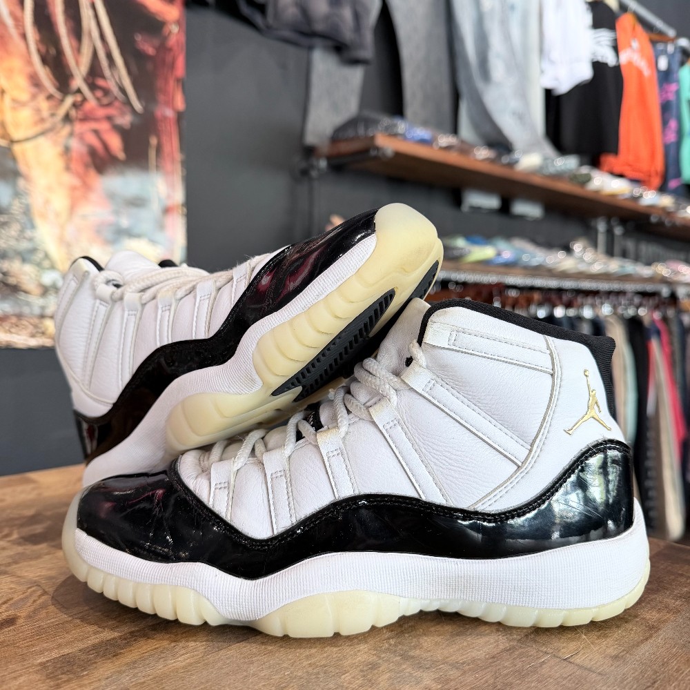 Jordan 11 Gratitude (No Box) - Size 6.5Y