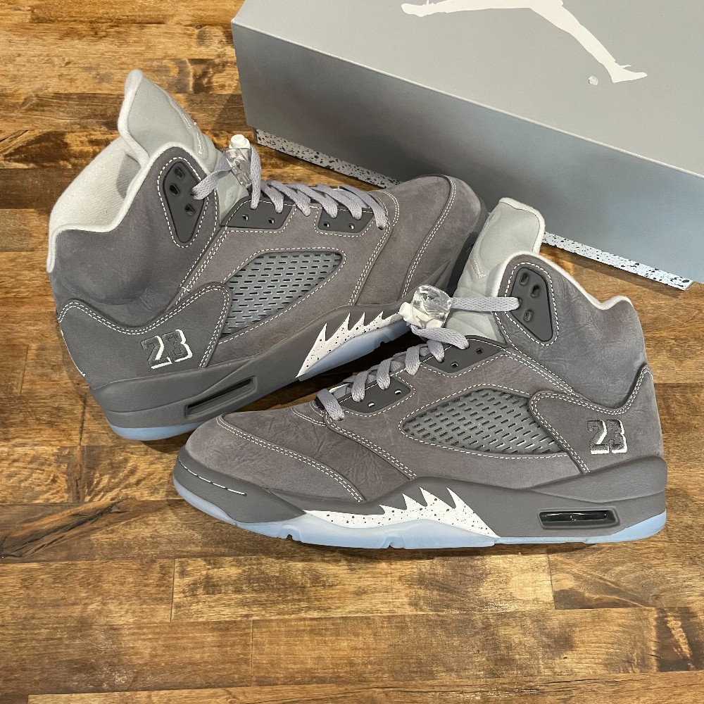 Jordan 5 Retro Wolf Grey (2026) - Size 9