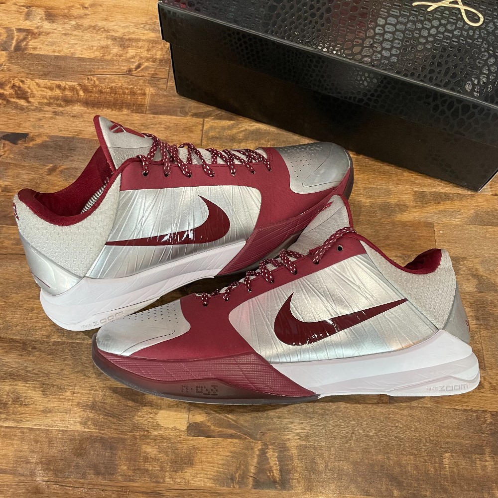 Nike Kobe 5 Protro Lower Merion Aces Away - Size 11