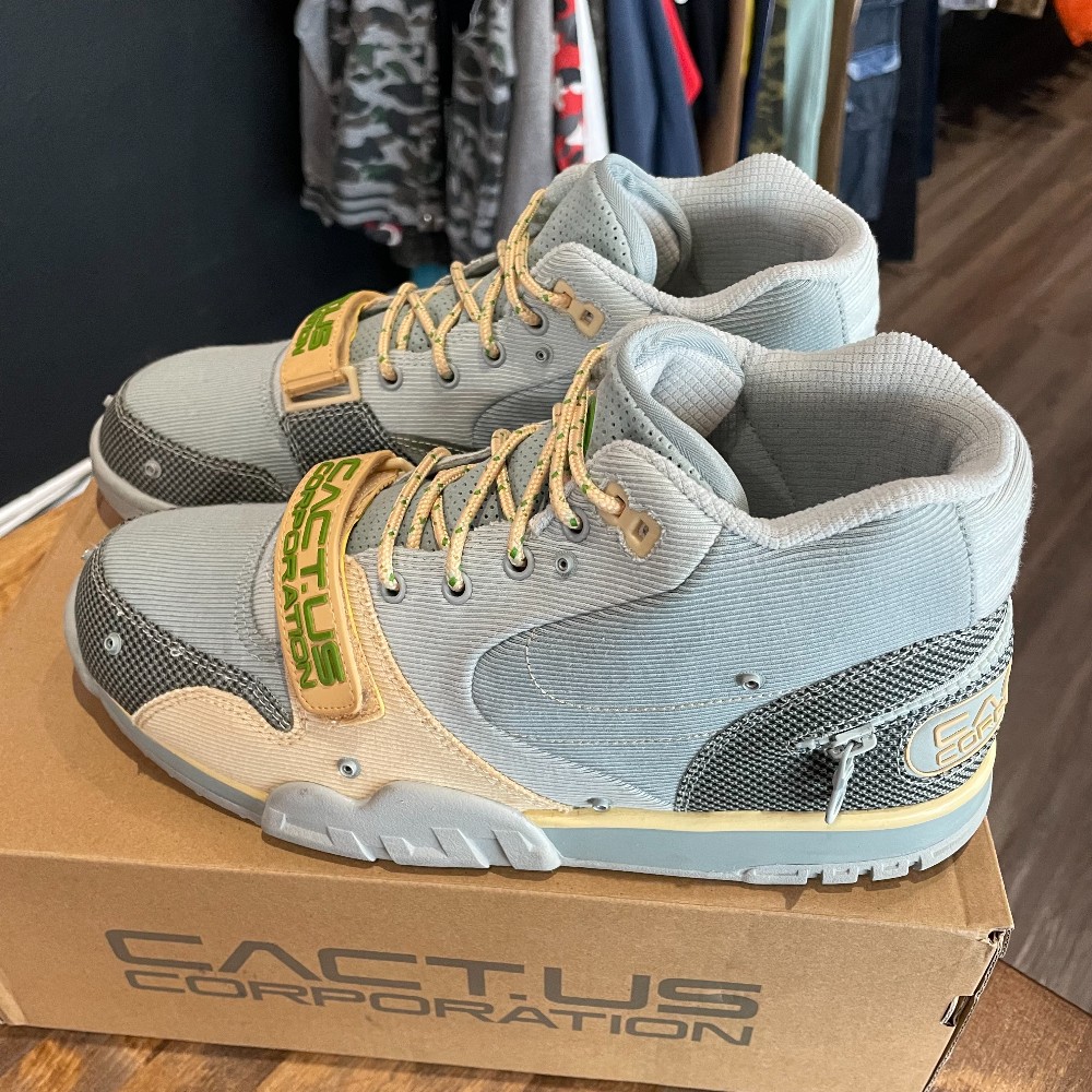 Travis Scott Air Trainer Grey Haze - Size 11