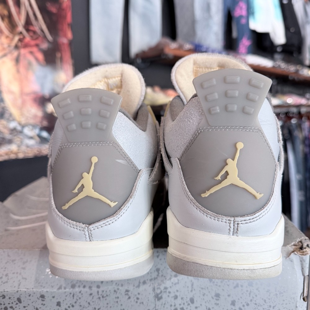 Jordan 4 Craft Photon Dust - Size 11.5