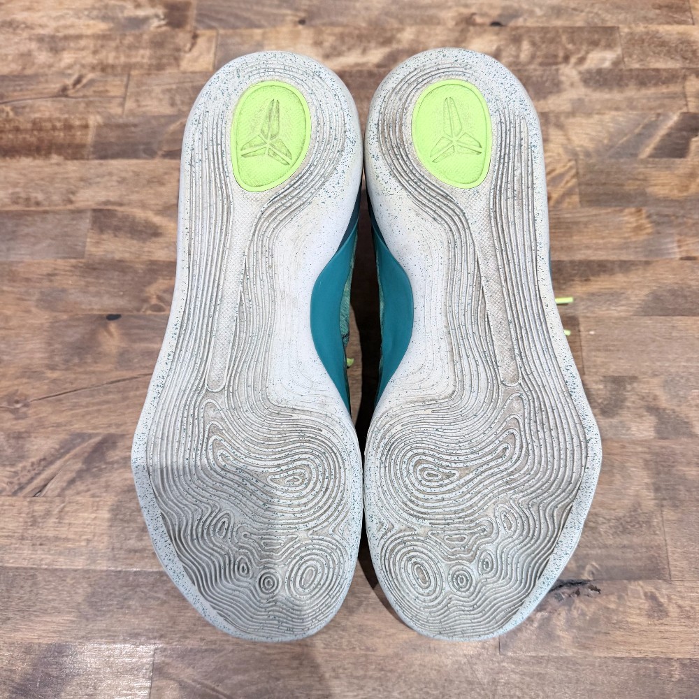 Nike Kobe 9 Low Easter (2014) [No Box] - Size 8