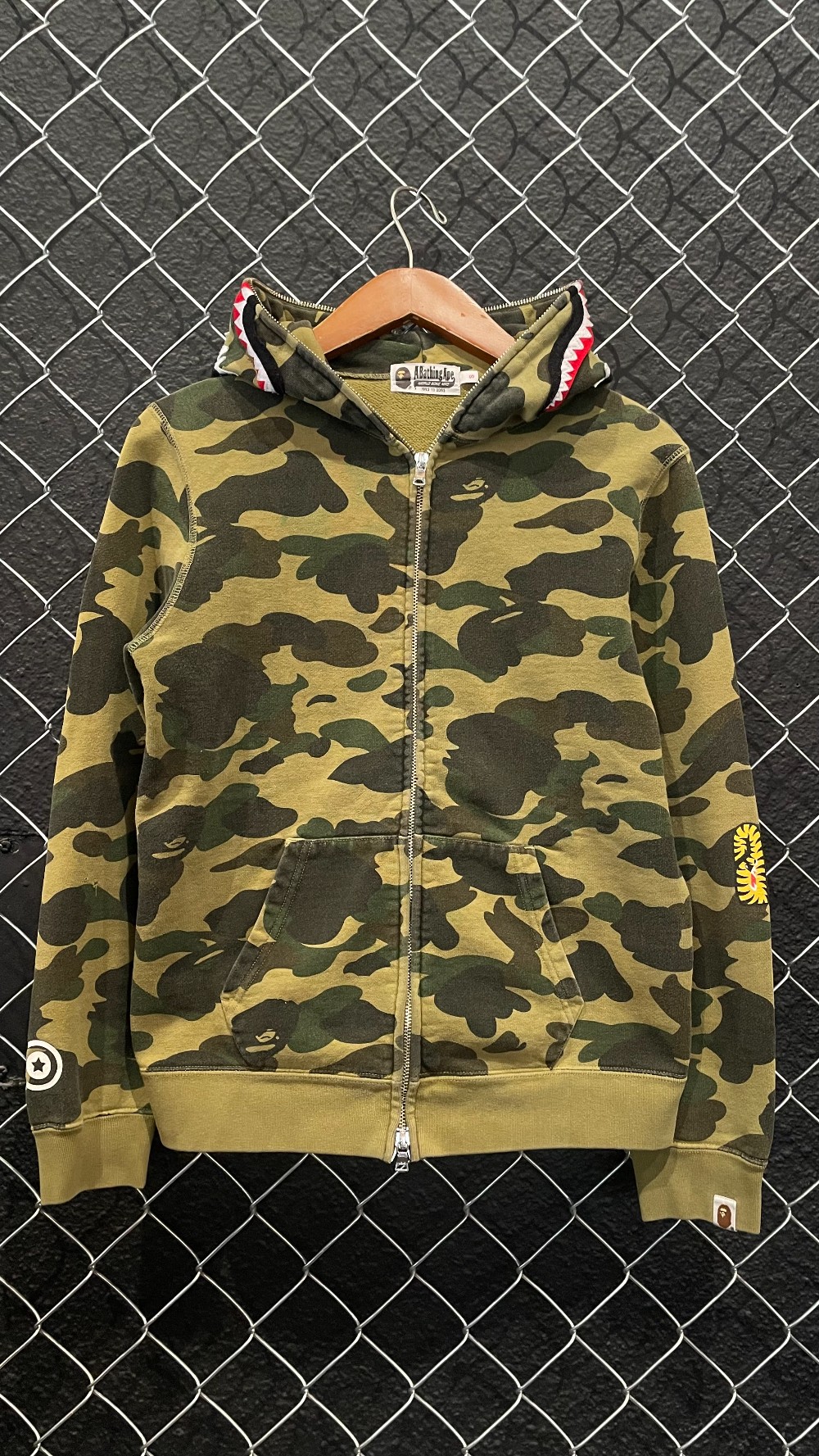 Bape 1st Camo Shark Fullzip Hoodie - S