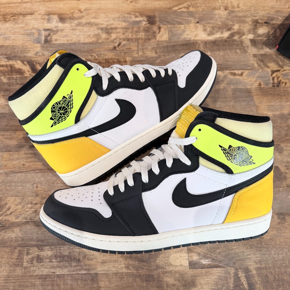 Jordan 1 Retro High Volt - Size 11.5