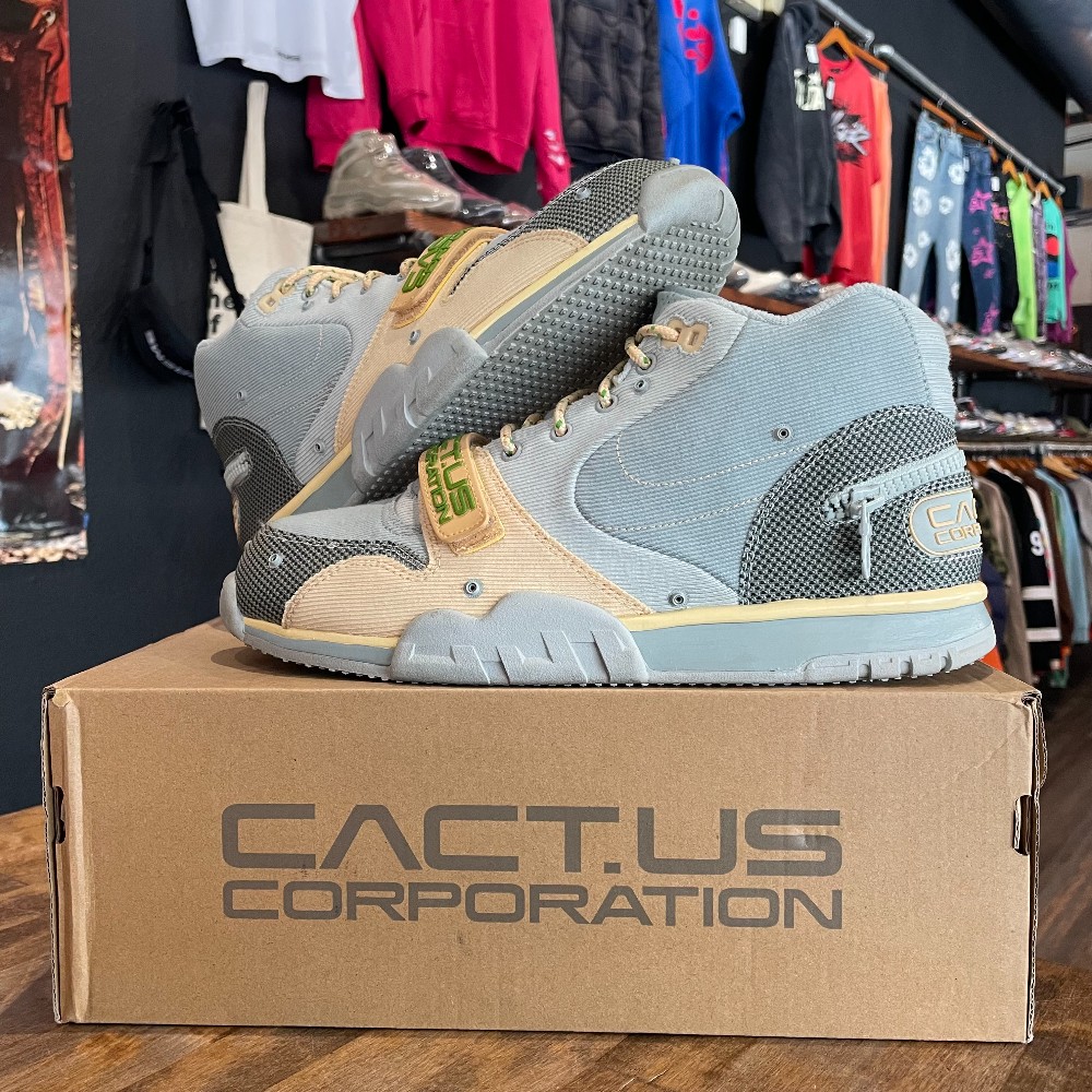 Travis Scott Air Trainer Grey Haze - Size 11