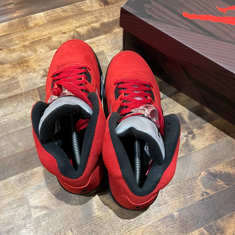 Jordan 5 Raging Bull - Size 9.5