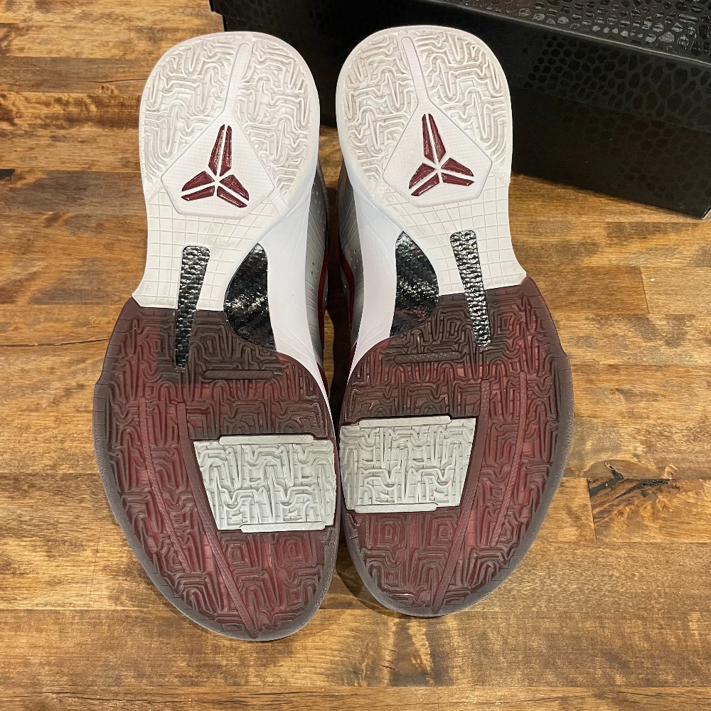 Nike Kobe 5 Protro Lower Merion Aces Away - Size 11
